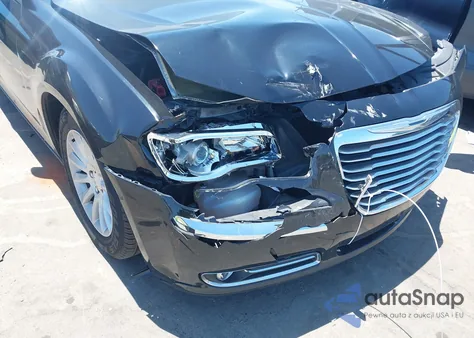 2013 Chrysler 300 Motown из США, поврежденный, VIN 2C3CCAAG5DH508539